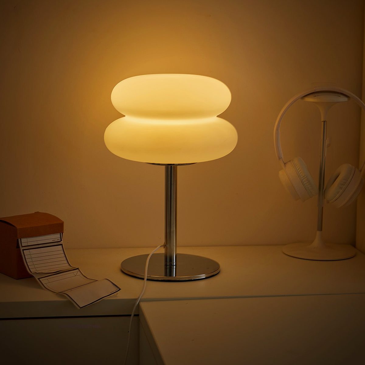 Halo Cordless Table Lamp